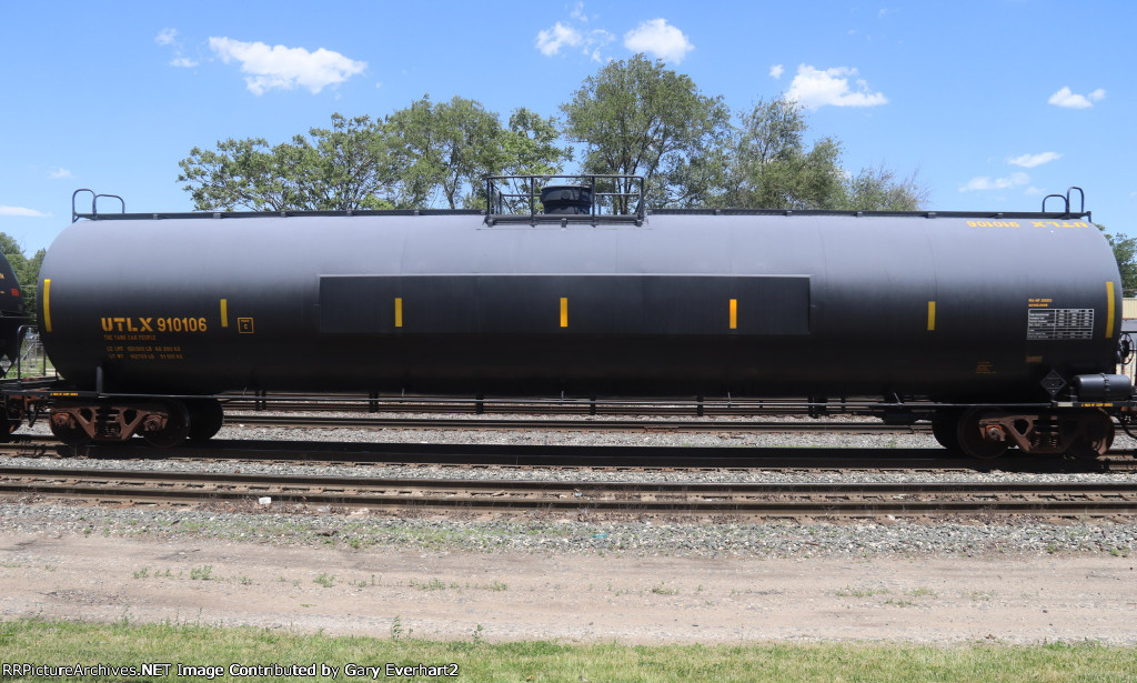 UTLX 810106 - Union Tank Car Co